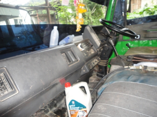 ISUZU  FRR  6 ล้อดั้ม  หัวเดิม  เครื่องเดิม  คัซซีสวยตลอดแนวค่ะ