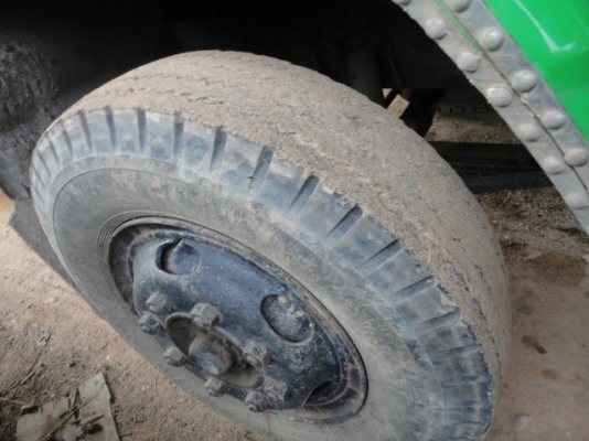 ISUZU  FRR  6 ล้อดั้ม  หัวเดิม  เครื่องเดิม  คัซซีสวยตลอดแนวค่ะ