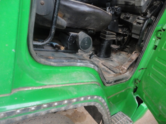 ISUZU  FRR  6 ล้อดั้ม  หัวเดิม  เครื่องเดิม  คัซซีสวยตลอดแนวค่ะ