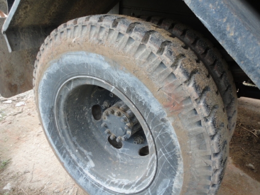 ISUZU  FRR  6 ล้อดั้ม  หัวเดิม  เครื่องเดิม  คัซซีสวยตลอดแนวค่ะ