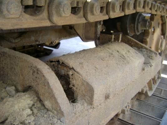 D20P-5-56637 รถดันKOMATSU ตอนนี้รถจอดที่(CSนวนคร)ครับ D20P-5-56637 รถดันKOMATSU ตอนนี้รถจอดที่(CSนวนคร)ครับ