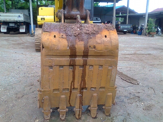 ขายด่วน!..รถขุด KOMATSU PC200-6 รถสวย พร้อมใช้ มีเล่มทะเบียน.