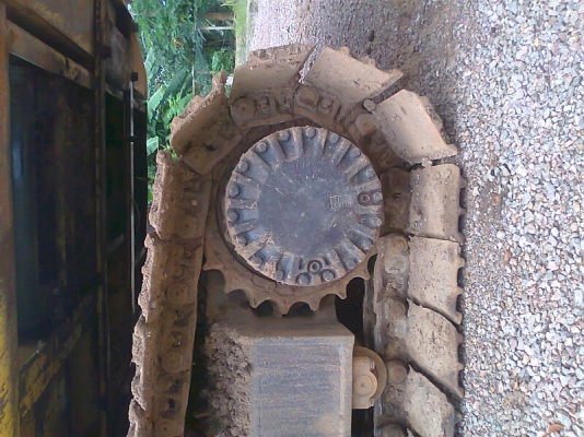 ขายด่วน!..รถขุด KOMATSU PC200-6 รถสวย พร้อมใช้ มีเล่มทะเบียน.