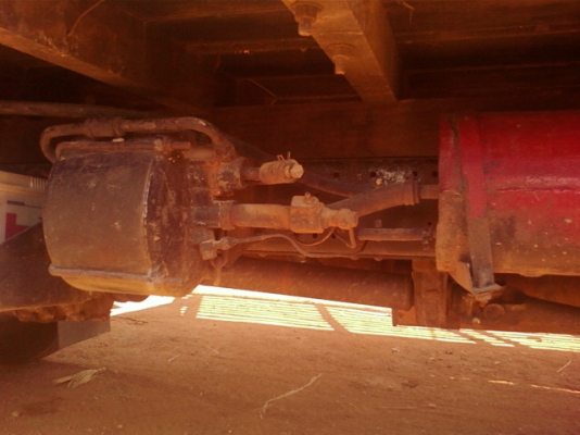 ต้องการขายด่วน   ISUZU  NPR JAANPR-59L   พวงมาลัยเพาเวอร์ หลัง F  แชซซีสวยมากไม่มีที่ติ  เครื่องแน่นเงียบ วิ่งดีมาก บรรทุกได้สบายเสริมแหนบรับรองการบรรทุก ยางใหม่ ล้อหน้า ประหยัดน้ำมัน ระบบเบรคสั่งได้รับประกัน ดงสวน คำม่วง