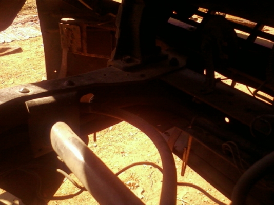 ต้องการขายด่วน   ISUZU  NPR JAANPR-59L   พวงมาลัยเพาเวอร์ หลัง F  แชซซีสวยมากไม่มีที่ติ  เครื่องแน่นเงียบ วิ่งดีมาก บรรทุกได้สบายเสริมแหนบรับรองการบรรทุก ยางใหม่ ล้อหน้า ประหยัดน้ำมัน ระบบเบรคสั่งได้รับประกัน ดงสวน คำม่วง