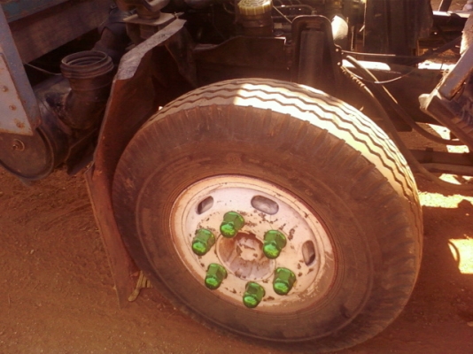 ต้องการขายด่วน   ISUZU  NPR JAANPR-59L   พวงมาลัยเพาเวอร์ หลัง F  แชซซีสวยมากไม่มีที่ติ  เครื่องแน่นเงียบ วิ่งดีมาก บรรทุกได้สบายเสริมแหนบรับรองการบรรทุก ยางใหม่ ล้อหน้า ประหยัดน้ำมัน ระบบเบรคสั่งได้รับประกัน ดงสวน คำม่วง