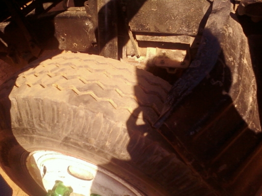 ต้องการขายด่วน   ISUZU  NPR JAANPR-59L   พวงมาลัยเพาเวอร์ หลัง F  แชซซีสวยมากไม่มีที่ติ  เครื่องแน่นเงียบ วิ่งดีมาก บรรทุกได้สบายเสริมแหนบรับรองการบรรทุก ยางใหม่ ล้อหน้า ประหยัดน้ำมัน ระบบเบรคสั่งได้รับประกัน ดงสวน คำม่วง