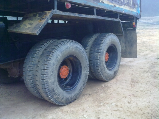 TD-2890 สภาพพร้อมใช้-ยางเต็มคัสซีสวย เครื่องดี แอร์เย็น 900,000