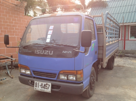 ขาย 6 ล้อ อีซูซุ NKR 130 ยาว 4.30 เมตร พร้อมกระบะสแตนเลส (รถห้าง) ปี 45 เอกสารพร้อมโอน