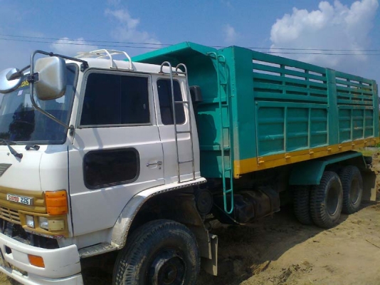 Hino Sumo 227 แท้และเดิ๊มเดิม ๆ สวยดูแลดีมาตลอดเรียกว่าซ่อมถึงนะครับ Hino Sumo 227 แท้และเดิ๊มเดิม ๆ สวยดูแลดีมาตลอดเรียกว่าซ่อมถึงนะครับ