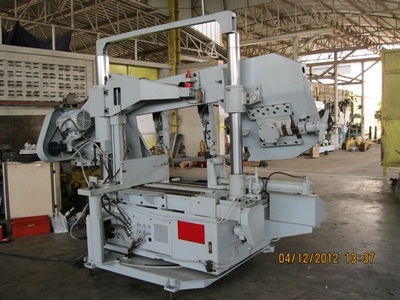 แท่นเลื่อยใหญ่ KOMATSU 700N พร้อมใช้งาน 390,000 บาท แท่นเลื่อยใหญ่ KOMATSU 700N พร้อมใช้งาน 390,000 บาท