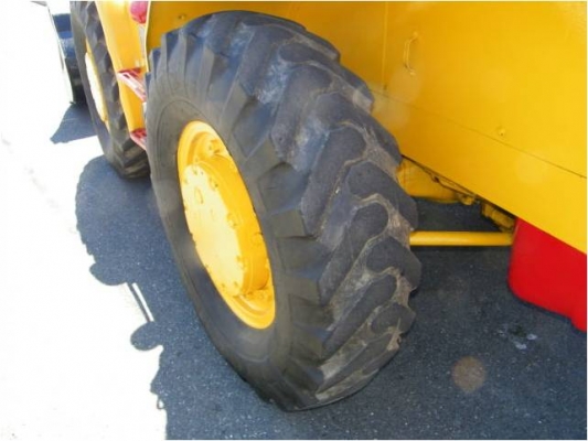 ขายด่วน รถตัก CAT 922A ขายด่วน รถตัก CAT 922A