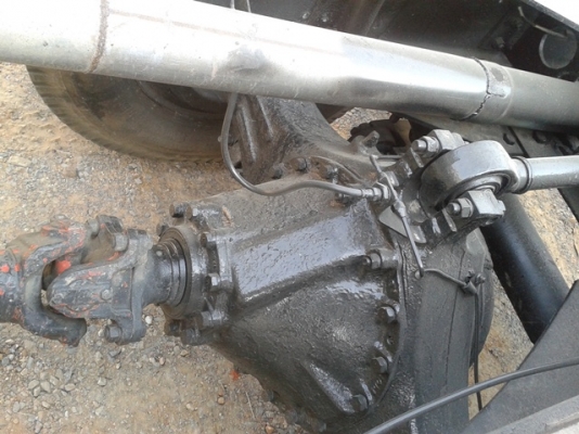 HINO เปอเฟีย 10ล้อ หัวลากคัททรี เพลาเดียว เครื่อง k13c 330แรง ยางดี คัททรีสวย ติดต่อคุณสมศักดิ์  0819239106