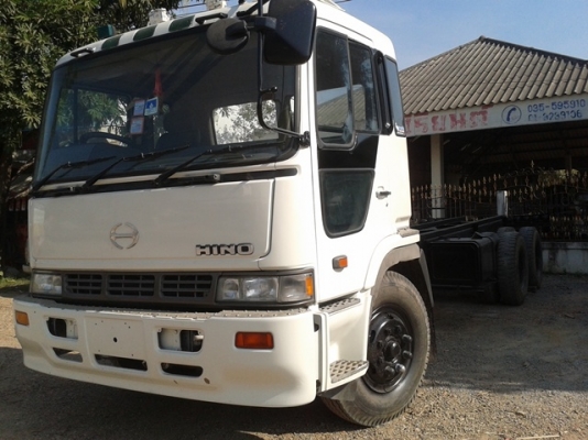 HINO เปอเฟีย 10ล้อ หัวลากคัททรี เพลาเดียว เครื่อง k13c 330แรง ยางดี คัททรีสวย ติดต่อคุณสมศักดิ์  0819239106