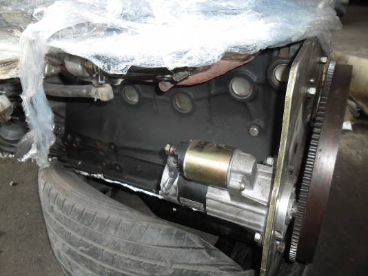 ขายด่วนเครื่องยนต์เบนซิน+LPG nissan K25 เครืองสวยมากยกออกจากรถเปลี่ยนลง S4S