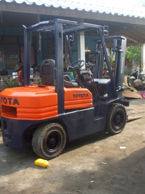 ขายรถยกโฟล์คลิฟท์โตโยต้า รุ่น5