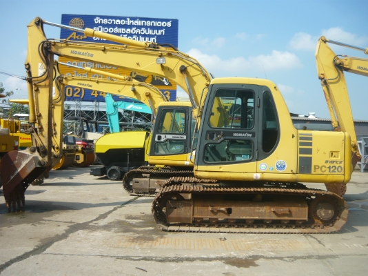 รถขุด Komatsu PC120 - 6 รถนอกนำเข้าจากญี่ปุ่น ช.ม.การทำงานน้อย รับประกันเครื่องและปั๊ม จัดไฟแนนท์ได้ รถขุด Komatsu PC120 - 6 รถนอกนำเข้าจากญี่ปุ่น ช.ม.การทำงานน้อย รับประกันเครื่องและปั๊ม จัดไฟแนนท์ได้