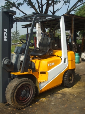 ขายรถยกโฟล์คลิฟท์ TCM รุ่นT6