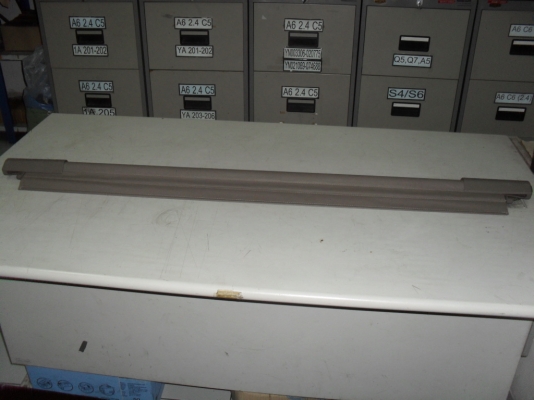 ขายม่านปิดของท้ายรถ ford escape 3.0