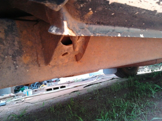 ขายกระบะแค็ป ไมตี้เอ็กซ์ 2.5 ปี36/93 เครื่อง2L แห้งๆไม่เยิ้ม ช่วงล่างแน่น คัสซีสวย ภายในดี ไม่เวอร์ แอร์พร้อม ระบบไฟใช้ได้หมด หน้า-หลังเดิมๆ พื้นกระบะมีผุบางจุด สีดี เก็บมาบางชิ้น  ยางดี4เส้น ***ขายแล้วครับขอบคุณ Truck2hand