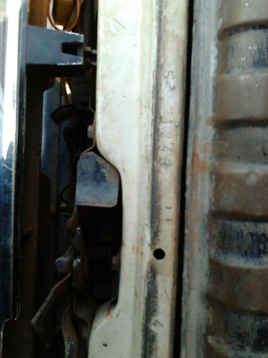 ขายกระบะแค็ป ไมตี้เอ็กซ์ 2.5 ปี36/93 เครื่อง2L แห้งๆไม่เยิ้ม ช่วงล่างแน่น คัสซีสวย ภายในดี ไม่เวอร์ แอร์พร้อม ระบบไฟใช้ได้หมด หน้า-หลังเดิมๆ พื้นกระบะมีผุบางจุด สีดี เก็บมาบางชิ้น  ยางดี4เส้น ***ขายแล้วครับขอบคุณ Truck2hand