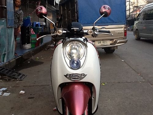 HONDA SCOOPY Iสวยแกะกล่องไร้ที่ติวิ่งน้อย7xxxโลปี2011สวยไม่ซ้ำใคร HONDA SCOOPY Iสวยแกะกล่องไร้ที่ติวิ่งน้อย7xxxโลปี2011สวยไม่ซ้ำใคร