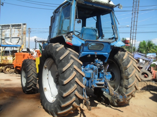 ขายรถไถ FORD 7710 พร้อมใช้งาน เครื่อง4สูบ ประหยัดน้ำมัน