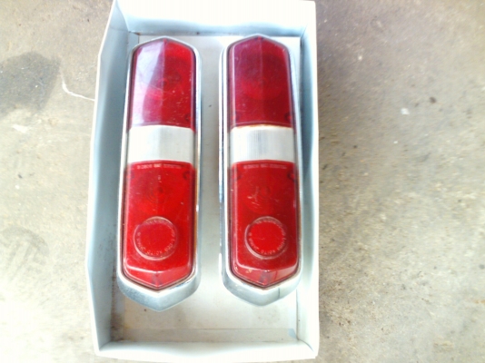 ขายไฟท้ายดัสสันบูเบริด p411 หน่อยครับราคาพร้อมส่งครับถูกๆ