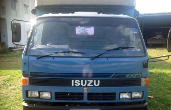 ขายด่วน NPR115 รถห้างแท้ รถเดิมสวยพร้อมใช้งาน