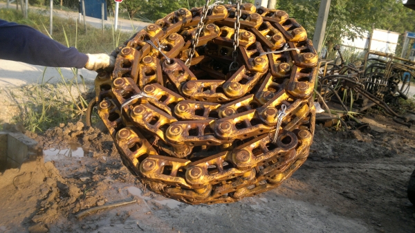 ขายครับ โซ่ D4D สภาพสวย ลิ้งหนา บูธสวย สภาพ 98\% สนใจโทรสอบถามได้นะครับ