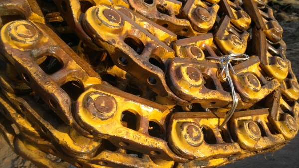 ขายครับ โซ่ D4D สภาพสวย ลิ้งหนา บูธสวย สภาพ 98\% สนใจโทรสอบถามได้นะครับ