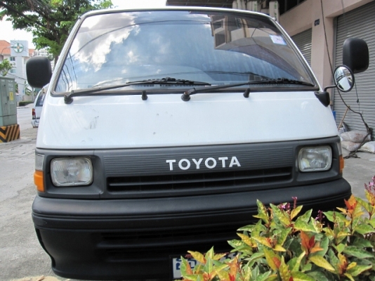 ขาย รถตู้ TOYOTA HIACE  COMMUTER ปลายปี91 ราคาถูกมาก