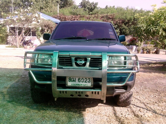 NISSAN BIG M 4x4 +LPG