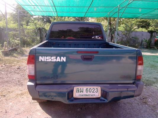 NISSAN BIG M 4x4 +LPG