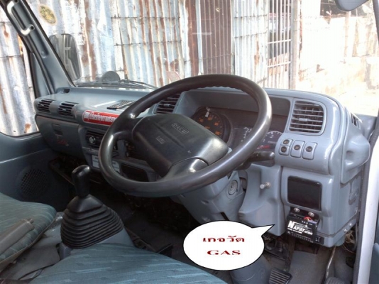 6ล้อไม่ติดเวลาISUZU NKR81E(เพลาลอย) ปี54 ติดLPG นอก