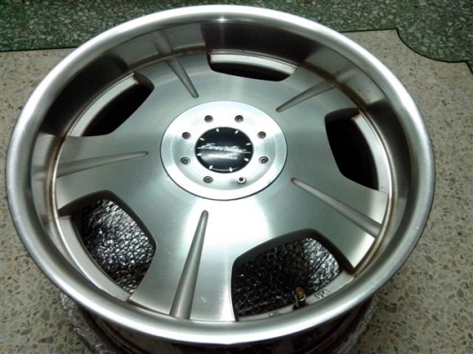 ล้อแม็กซ์ขอบ 17 แนว VIP