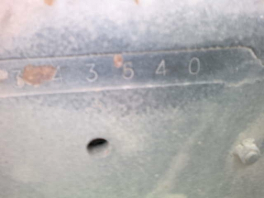 รถอิซูซุ 10 ล้อ รั่วหลังถนน 185 แรงม้า  สนใจติดต่อ 081 - 6079515