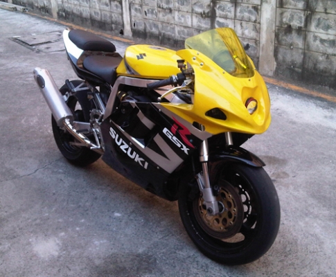 ขาย Gsx R Slingshot 750 ปี 94 ทะเบียน ราคา 89000 ขาย Gsx R Slingshot 750 ปี 94 ทะเบียน ราคา 89000