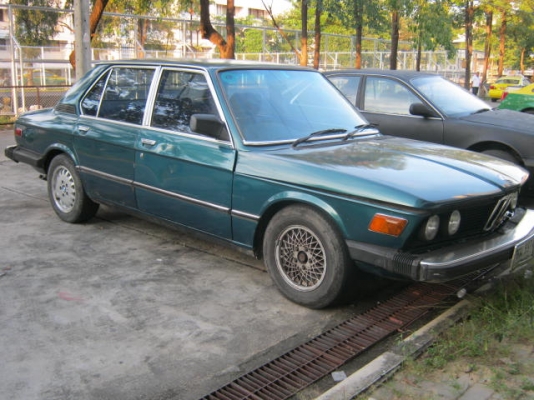 BMW, 520 ปี80เครื่องtoyota1Jออโต้39000ติดแก๊สLPG ขับดีมาก BMW, 520 ปี80เครื่องtoyota1Jออโต้39000ติดแก๊สLPG ขับดีมาก