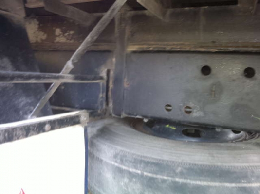 รถมิตซู 10 ล้อ FM517 รั่ว 195 แรงม้า   สนใจติดต่อ 081 - 6079515