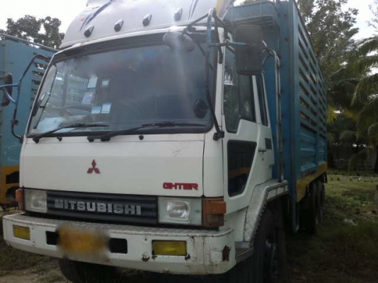 รถมิตซู 10 ล้อ FM517 รั่ว 195 แรงม้า   สนใจติดต่อ 081 - 6079515