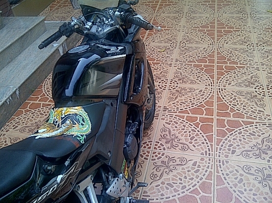 CBR 150 คาร์บู สีดำ ปี51 ไมล์เหลืองร้อนเงิน33,900บาท