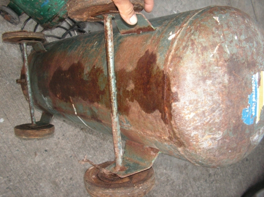 ถังลมพร้อมหัว64ลิตร(พี่อยู่นนทบุรีรับไปดูเเลต่อแล้วครับ)