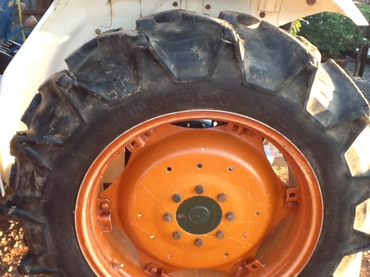 คูโบต้า L3202 DT 4 WD 2 เพลา สภาพดีครับ..พร้อมใช้งาน