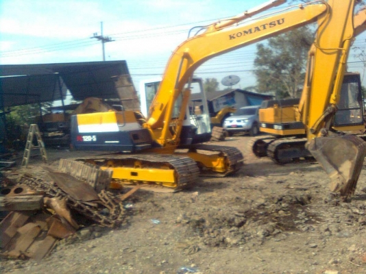 KOMATSU PC120-5 ไฟฟ้าตัด เอวแน่นเฟรมหนาโซ่หนา