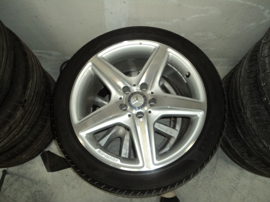 ล้อแม็ก SLK ขอบ 18 AMG ใหม่ๆครับ ยางPIERLLI PEZERO ปลายปี2011