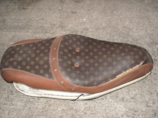 เบาะฟีโน่(พี่อ้วนอยู่รามคำเเหงรับไปดูเเลต่อเเล้วครับ) เบาะฟีโน่(พี่อ้วนอยู่รามคำเเหงรับไปดูเเลต่อเเล้วครับ)