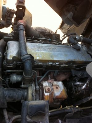 ขายรถบรรทุก 6 ล้อ ยี่ห้อ ISUZU รุ่น NPR เครื่อง 130 TURBO ยางเรเดียลใหม่ 6 เส้น ทะเบียนเต็ม พร้อมโอน