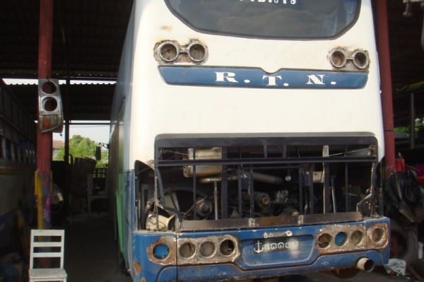 บัส nissan ud รถดีของราชการไม่มีช้ำ