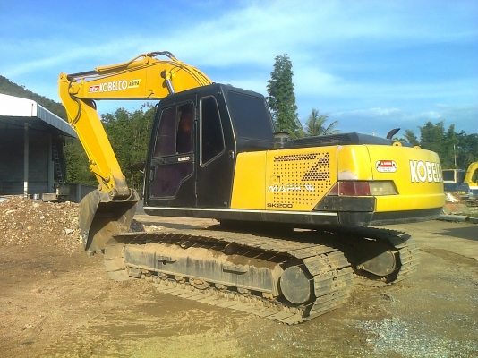 ขาย KOBELCO SK200 Mark-III เจ้าของขายเองกับมือ